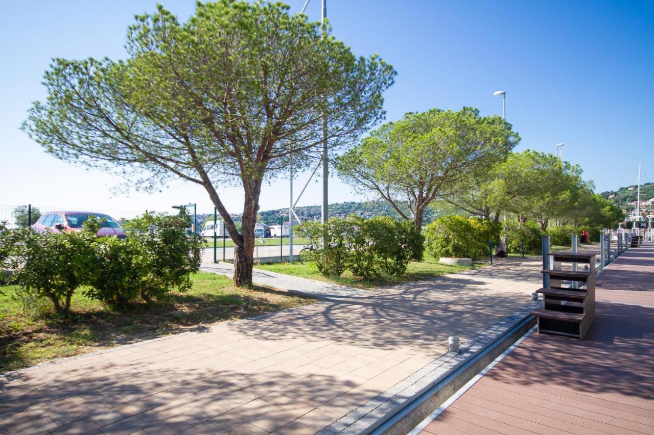 Stella Blue Floating House Portoroz Hotel ภายนอก รูปภาพ