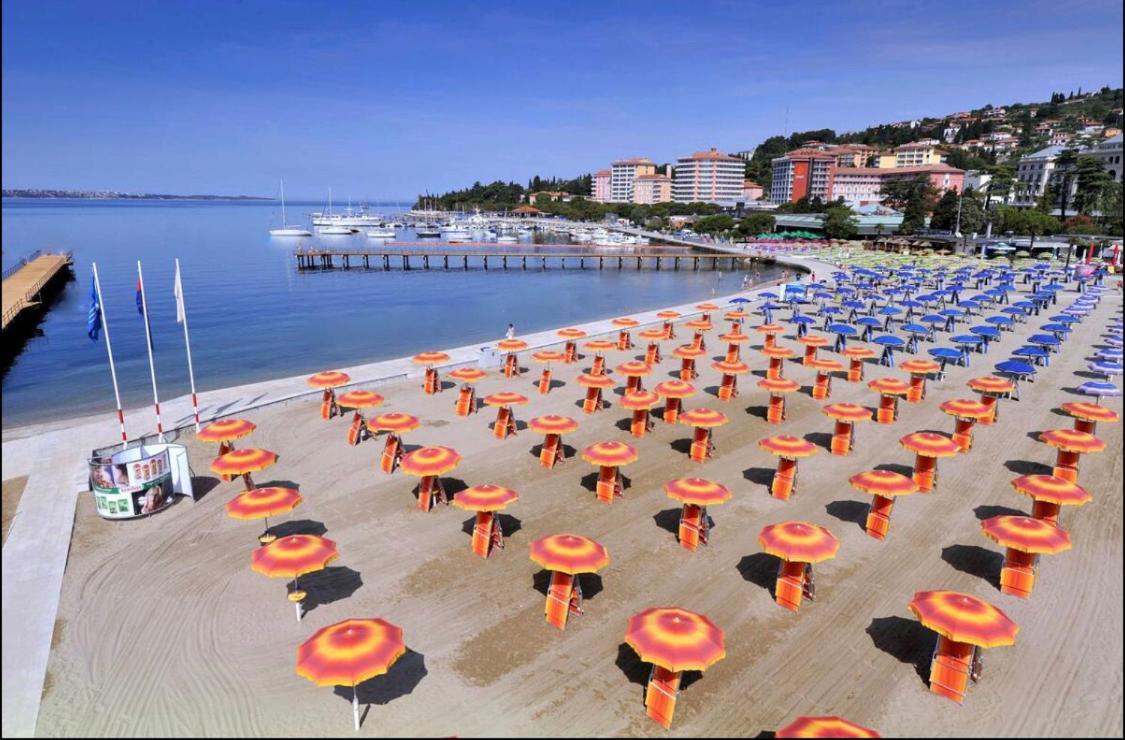 Stella Blue Floating House Portoroz Hotel ภายนอก รูปภาพ